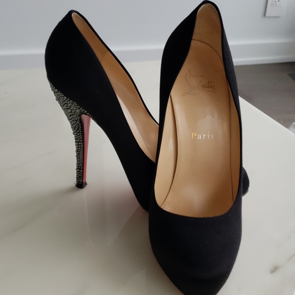 Christian Louboutin Pumps